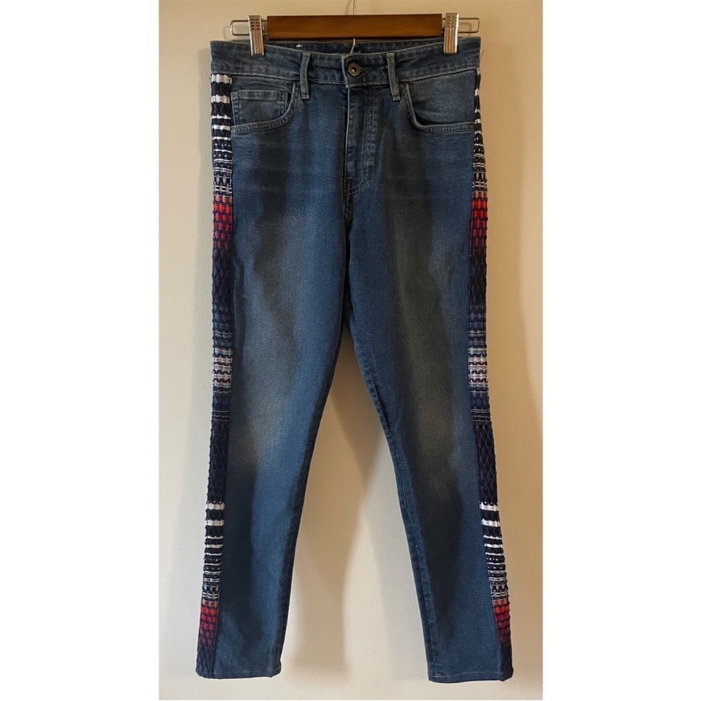 Levi's High-Rise Embroidered Skinny Jeans Size 28